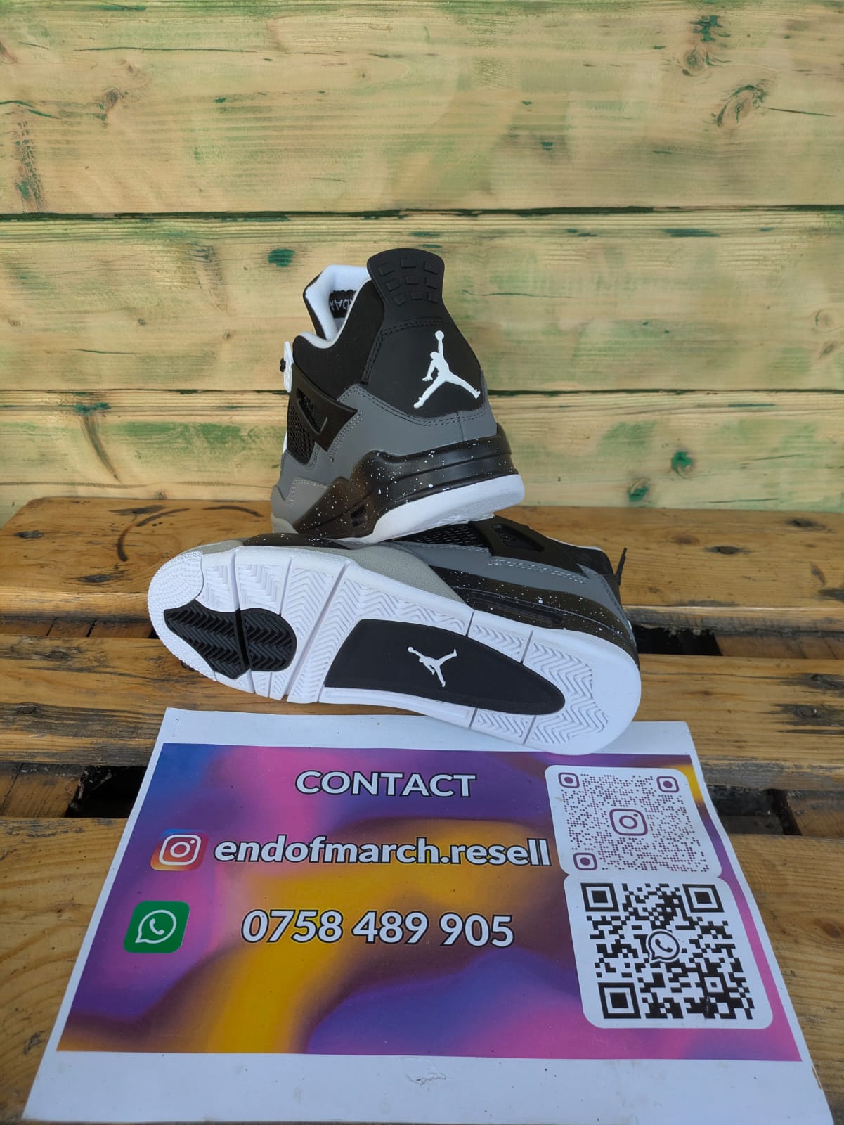 Jordan 4 Negru