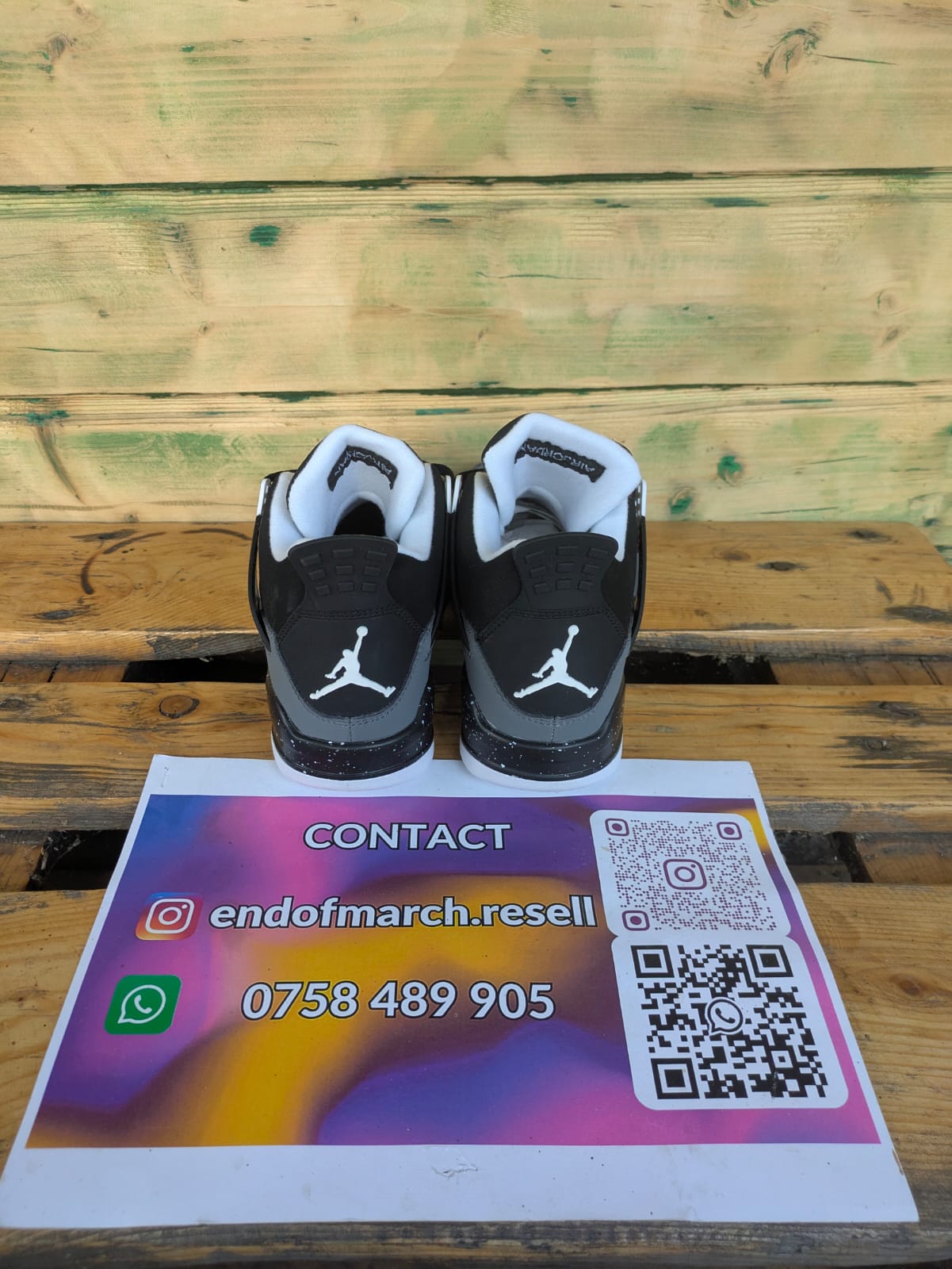 Jordan 4 Negru